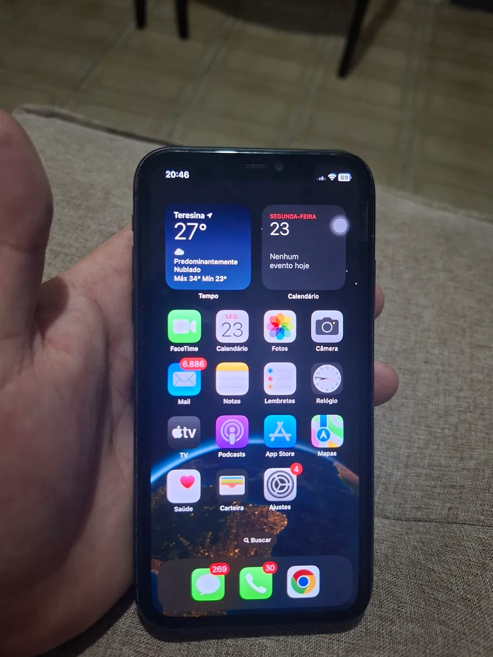 iPhone 11