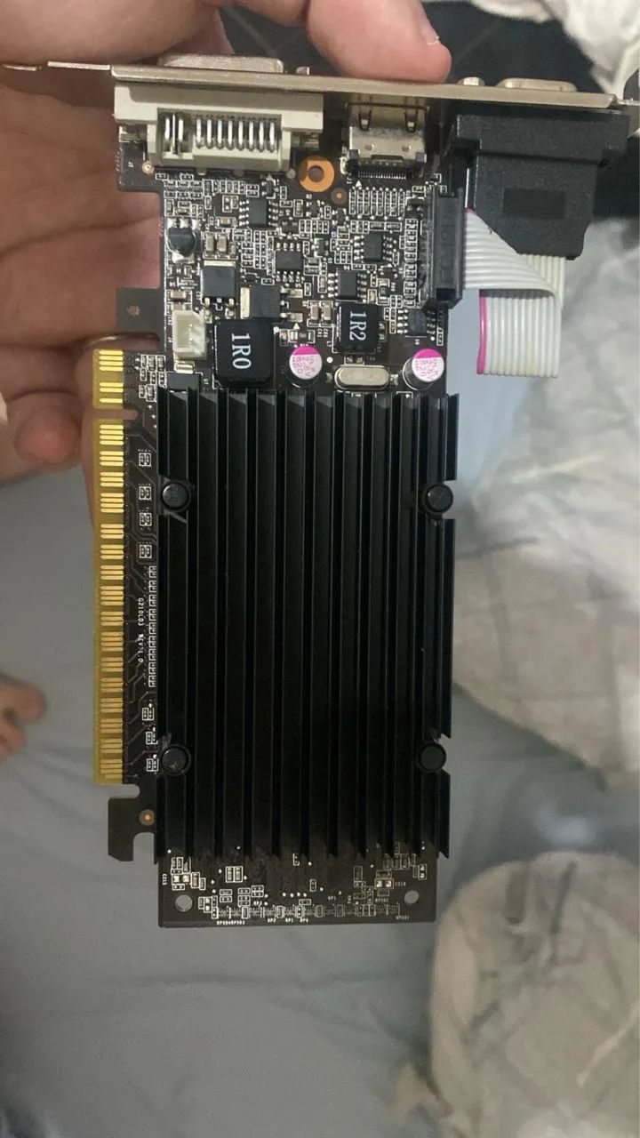 Placa de video 64169977009409121