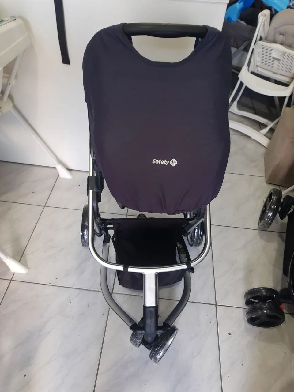 Carrinho de Bebê Safety 1st novinho  R$:1.099,00: 10 X sem juros no cartão  - Foto 3