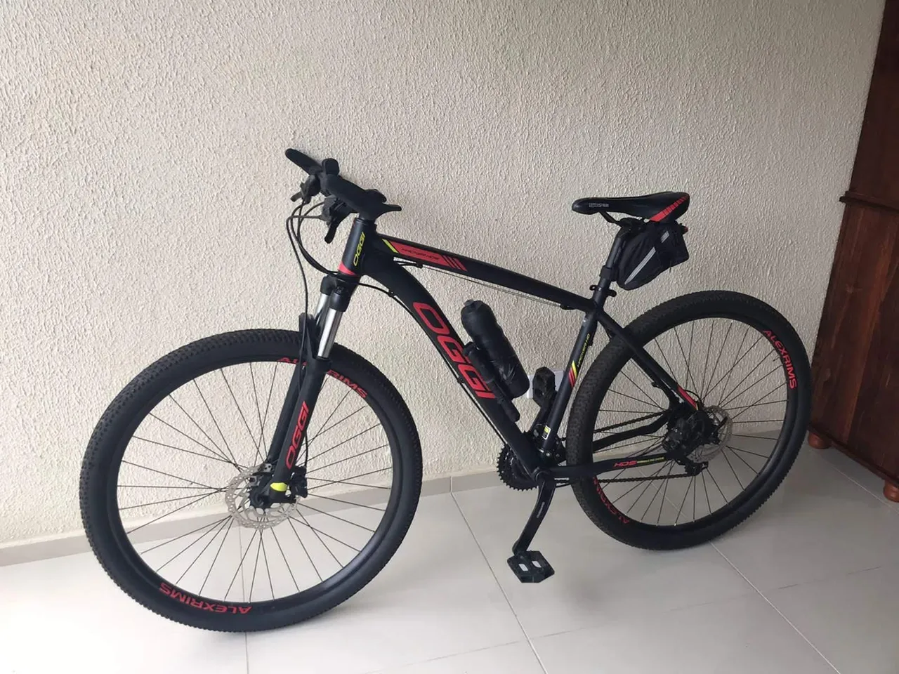Bicicleta aro 29 Oggi hacker HDS 24 marchas