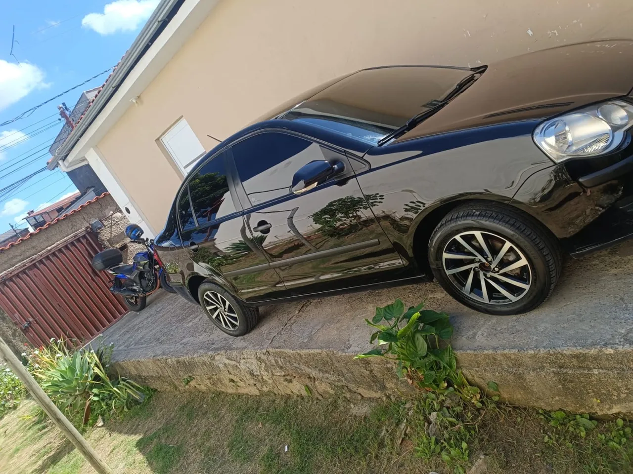 Polo Sedan 1.6 / $ 35.500