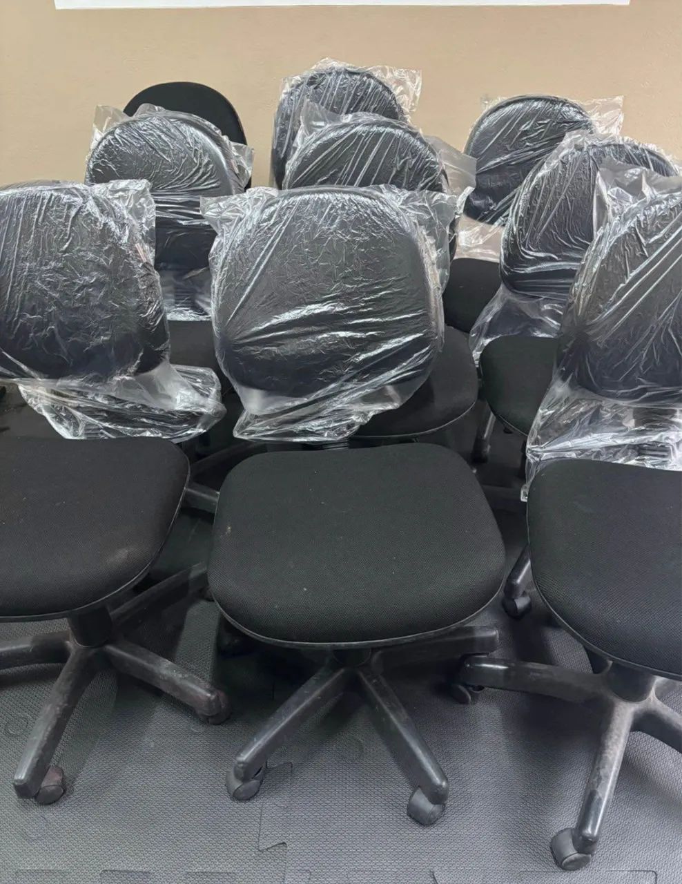Lote 15 cadeiras escritório 