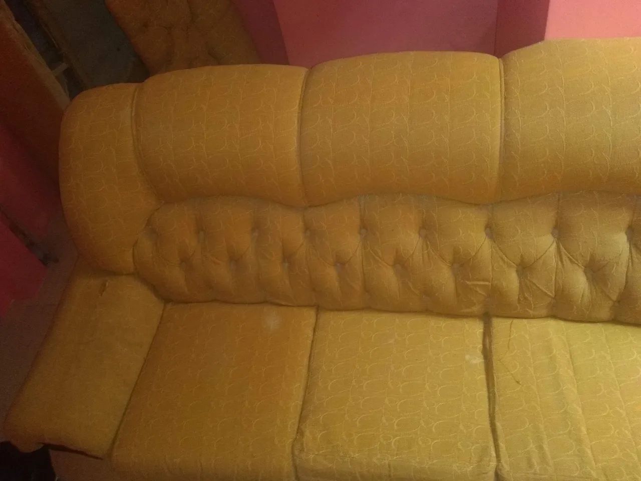 Dois Sofás em ótimo  estado! - Foto 2