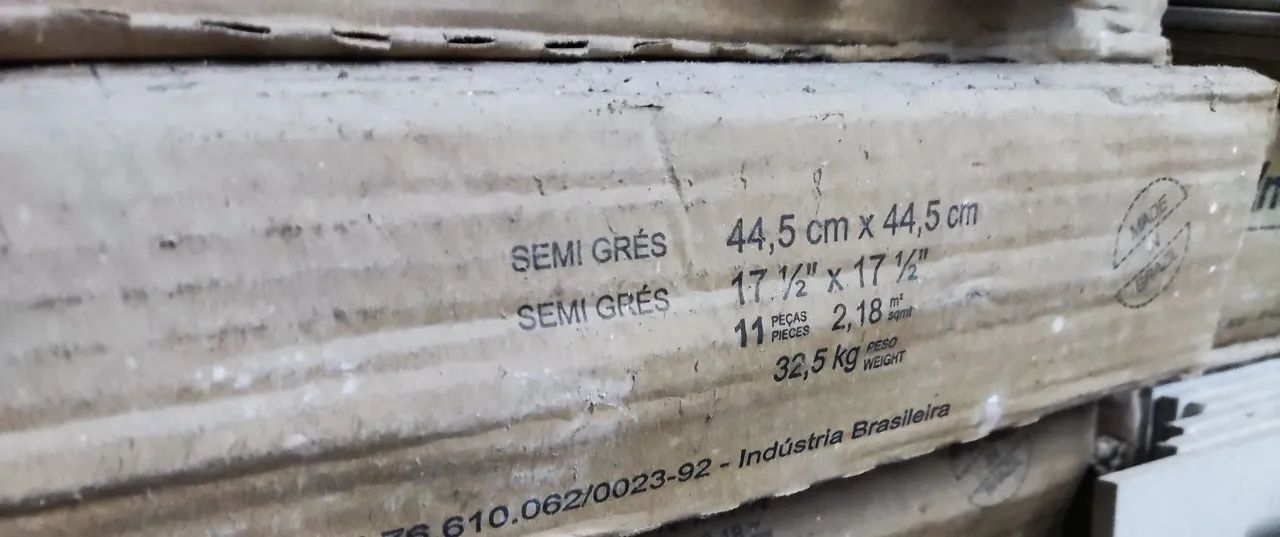 Piso Incepa 44,5cm x 44,5cm - Cor: Branco - Foto 3