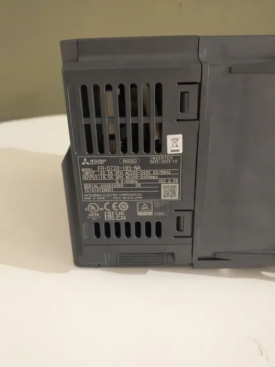 Inversor de frequência Mitsubishi D700 Series FR-D720 - Foto 2