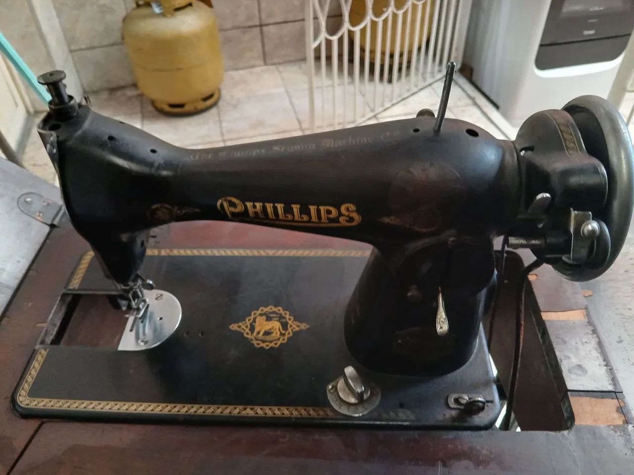 MAQUINA DE COSTURA ANTIGA  PHILLIPS64167787649153123