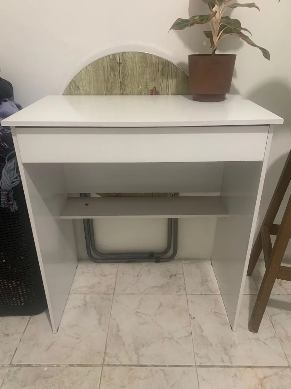 Escrivaninha Mesa Apoio Moderna Com Gaveta Home Office Cor Branco