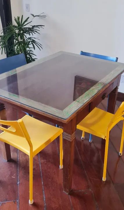 Mesa em madeira de demolição com tampo de vidro  - Foto 3