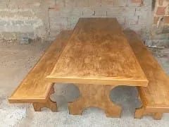 Mesa com dois bancos 64254658905601120