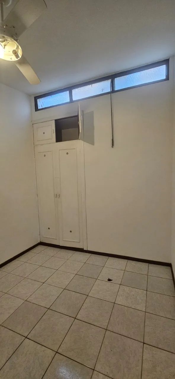 715 norte apartamento 2 quartos asa norte escada sem garagem não paga taxa de condominio - Foto 5