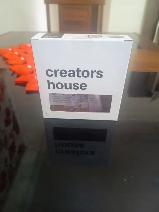 Caixa de Brinquedos Criativos  Creators House Tangram 