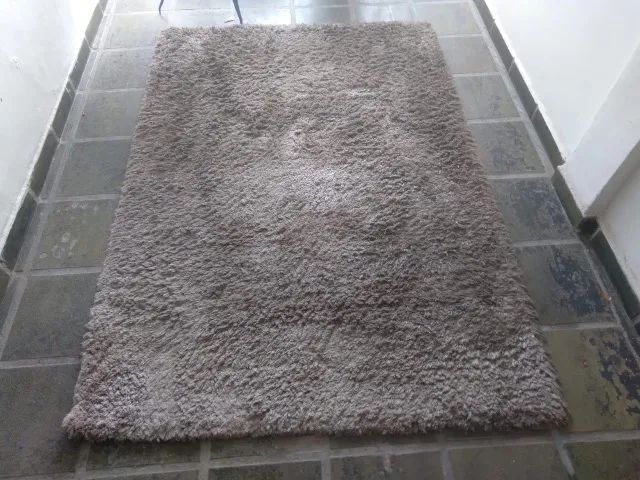 Vendo 2 Tapetes Lindos e Aceito Oferta! O pagamento deverá ser em dinheiro ou Pix Urgente - Foto 3