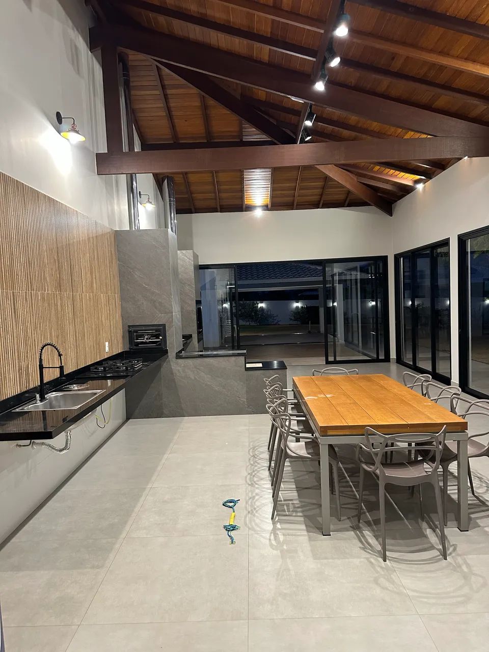 VENDO EXCELENTE CASA EM CONDOMÍNIO FECHADO - Foto 6