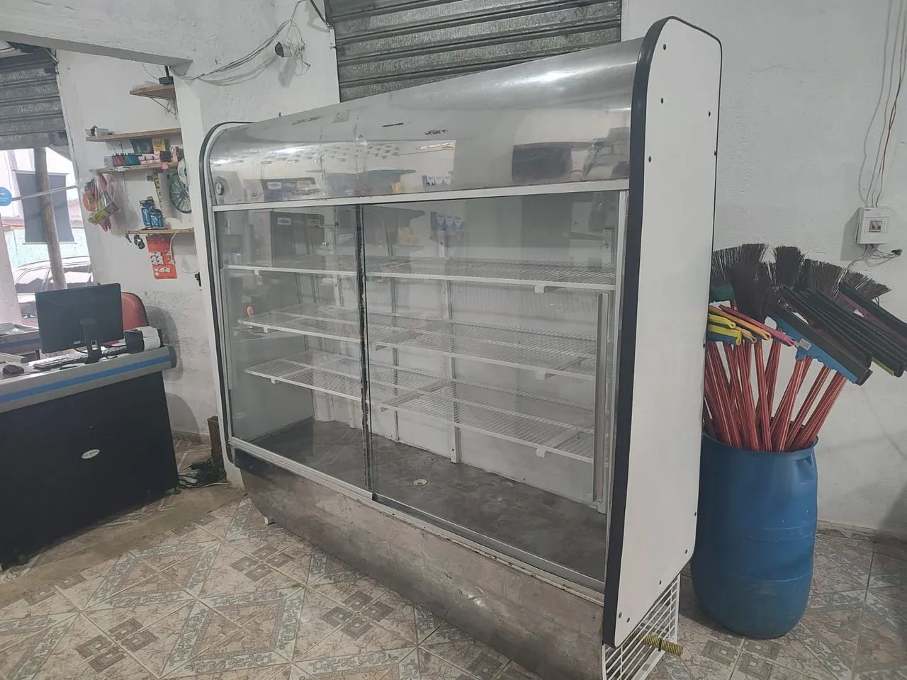 Conj. Geladeiras, Expositora Comercial. Balcão. Caixa completo computador é impressora. - Foto 3