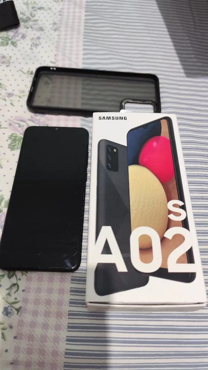 Galaxy A02s com carregador original e caixa