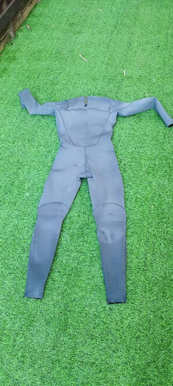 Roupa de Neoprene Vissla e truzz