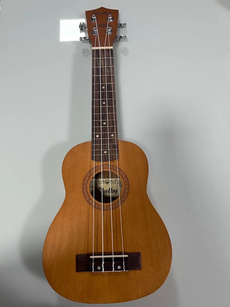 Ukulele Shelby