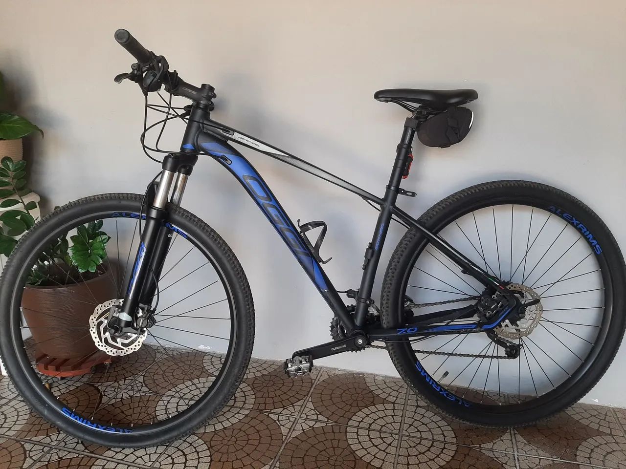 Bike Oggi 7.0 câmbio Shimano Alívio 2021
