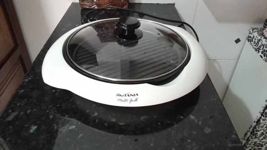 Britânia Multi Grill 127V - Eletrodoméstico Usado em Excelente Estado
