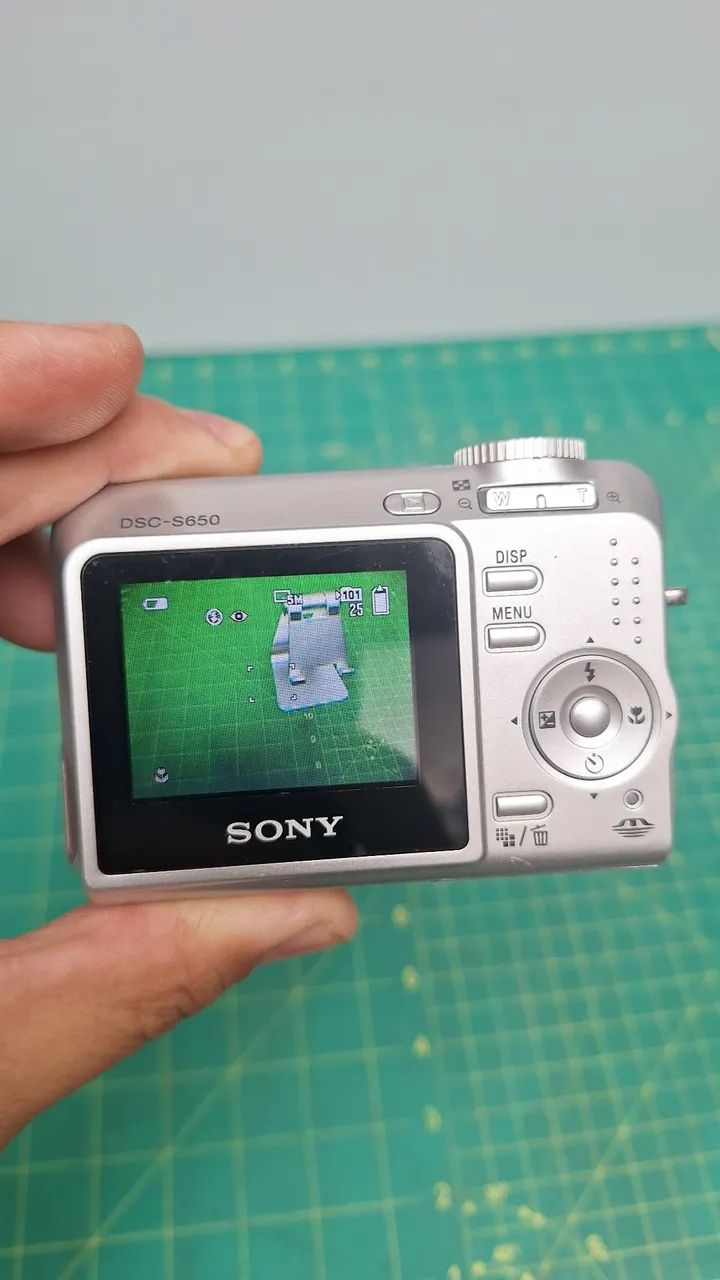 その他 SONY 2C-46GIG2B Câmera digital Sony 7.2 funcionando perfeitamente - Câmeras e