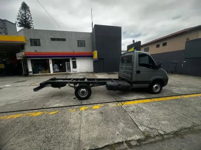 Iveco Daily Chassi 35s14 2P (e5) 2019 - Foto 4