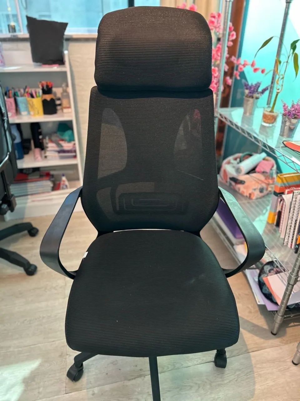 Cadeira de Escritório Giratória com Rodas