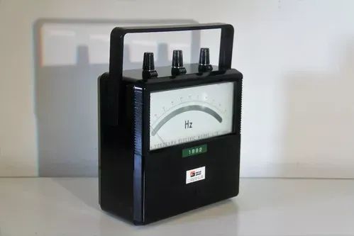 Frequencimetro Yokogawa Yew Type 2038 - Japão Anos 70  - Foto 6
