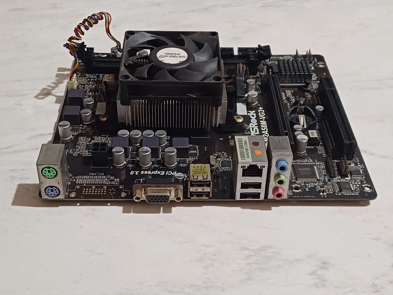 Placa-mãe dd3 ,ASRock FM2A58M-VG3+ - Foto 2