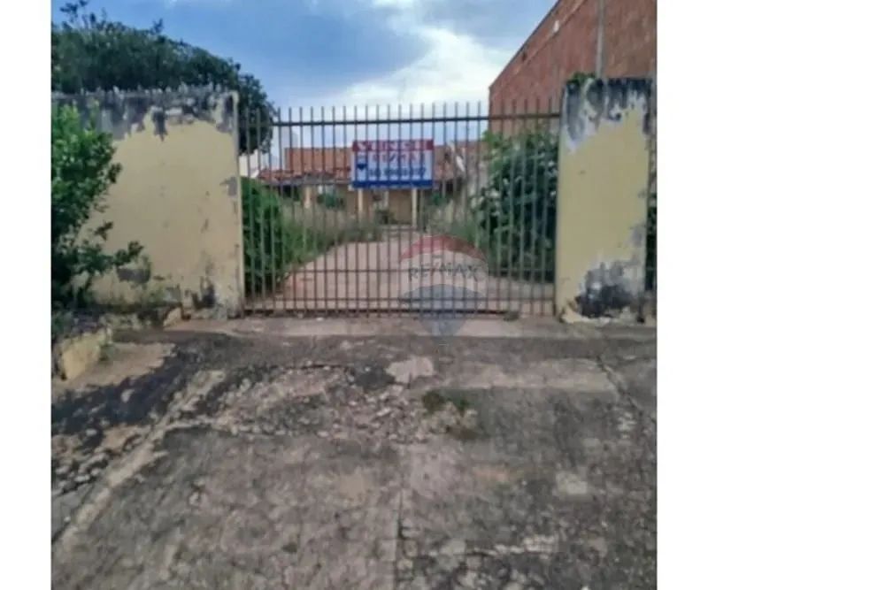 Terreno 300m² Jardim Tropical