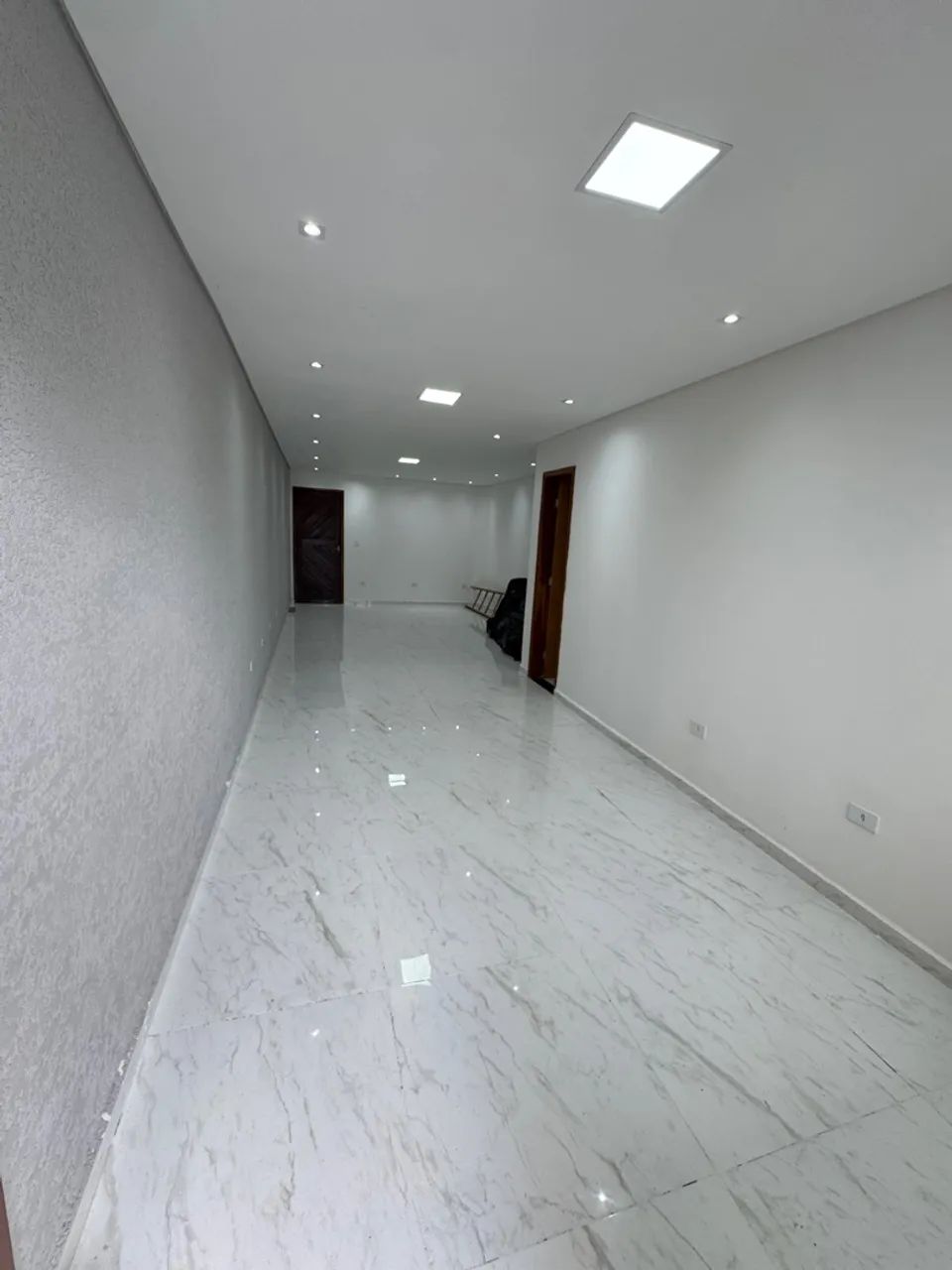 Sobrado, Direto com o proprietario.sítio cercado, bairro novo - Foto 3