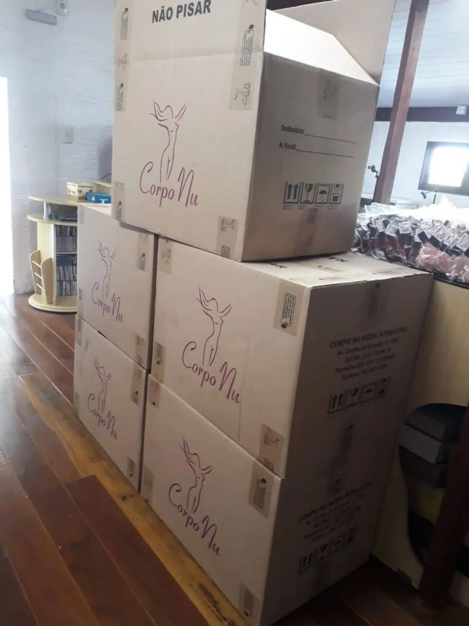 Caixa de papelão grande kit com 3 - Foto 4