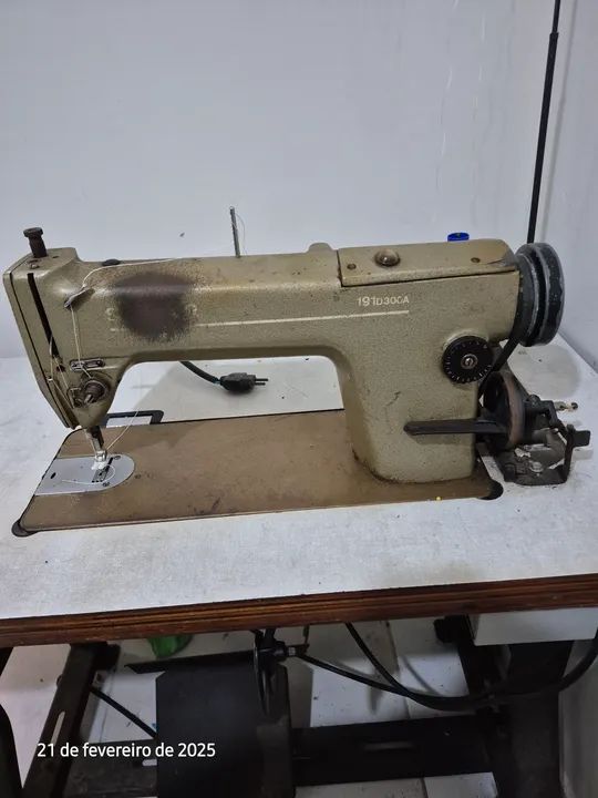 Máquina costura industrial 