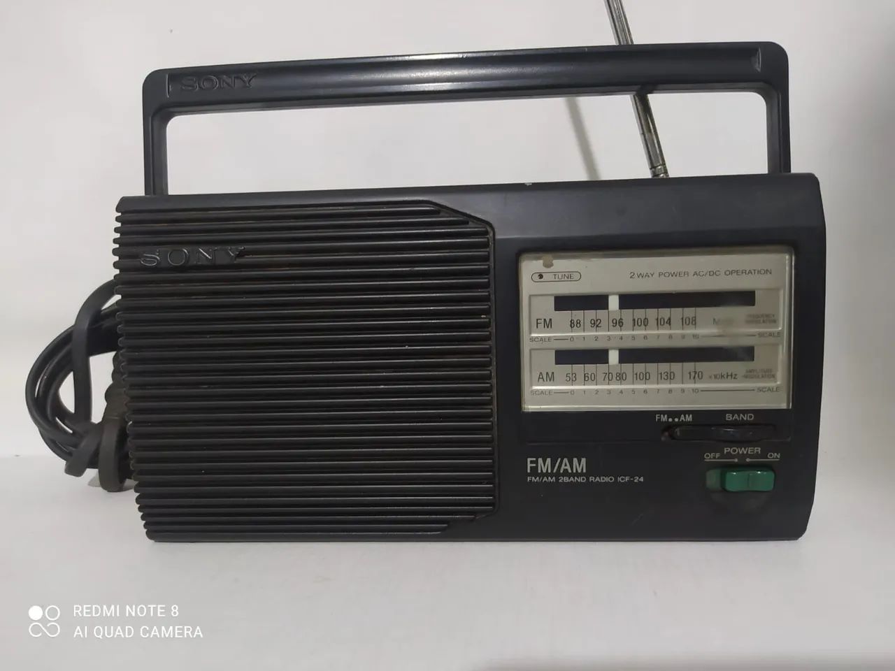 Rádio Sony portátil FM/AM ICF-24 - Foto 6