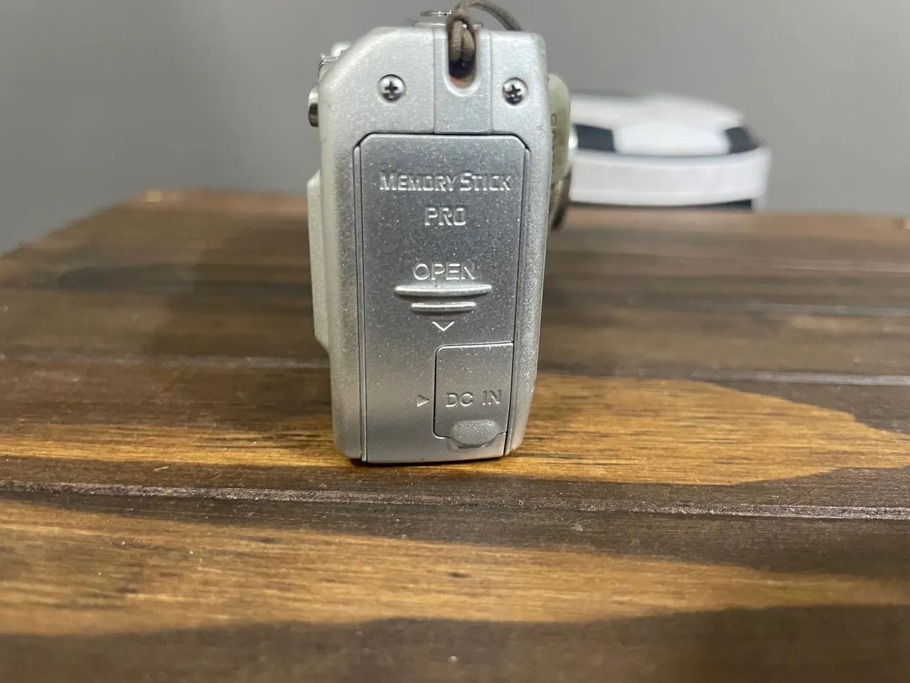 Câmera Sony cybershot 7.2  - Foto 2