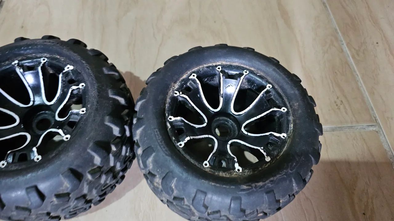 Rc 3 Rodas Traxxas Revo 17mm  - Foto 3