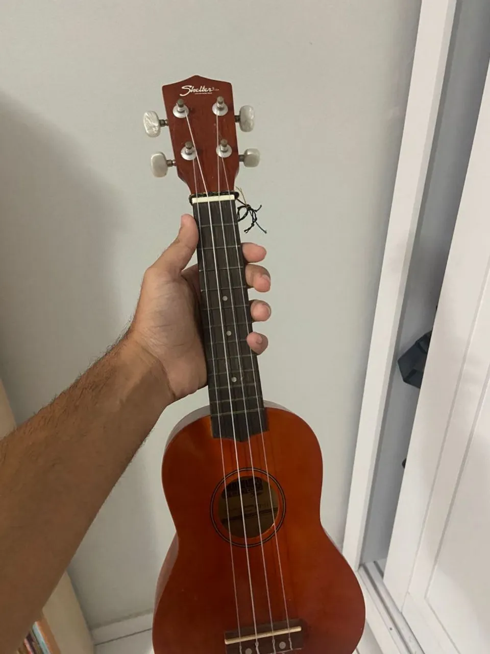 Ukulele Shelter | R$ 180,00 por R$ 170,00 no PIX!