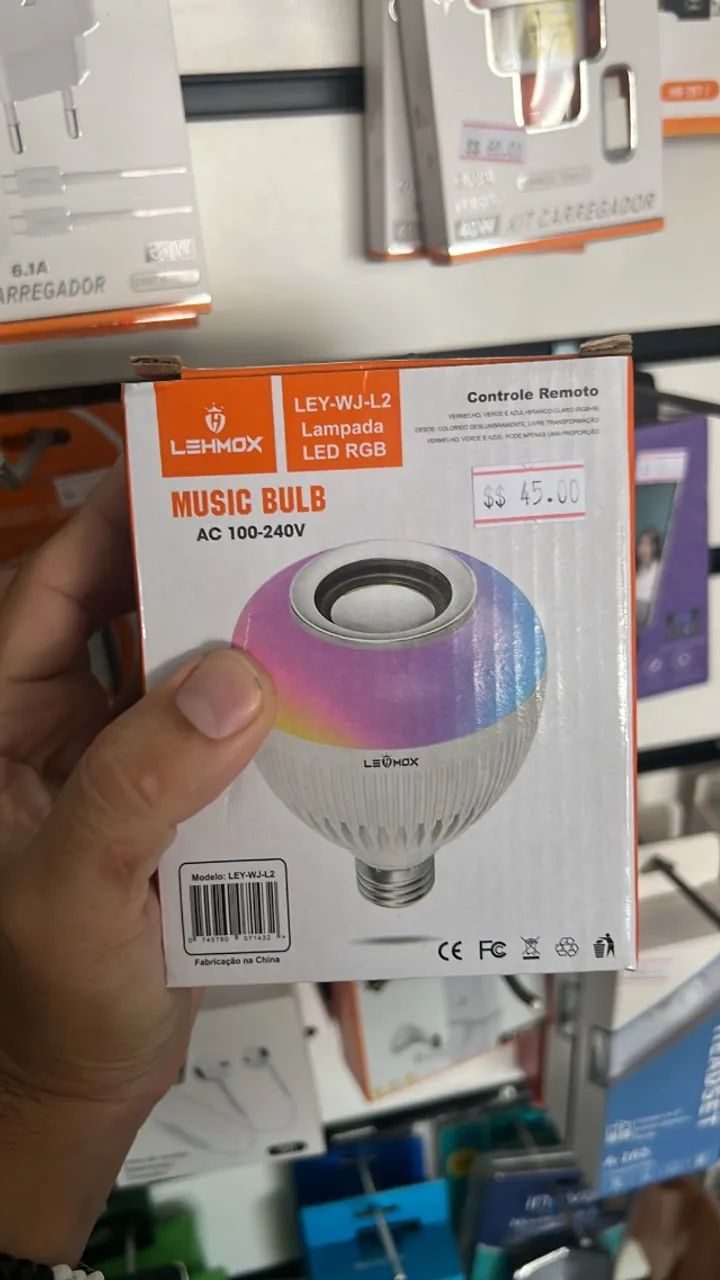Caixa de som - Lâmpada Musical Led Rgb Bluetooth - Som e Controle - Foto 2