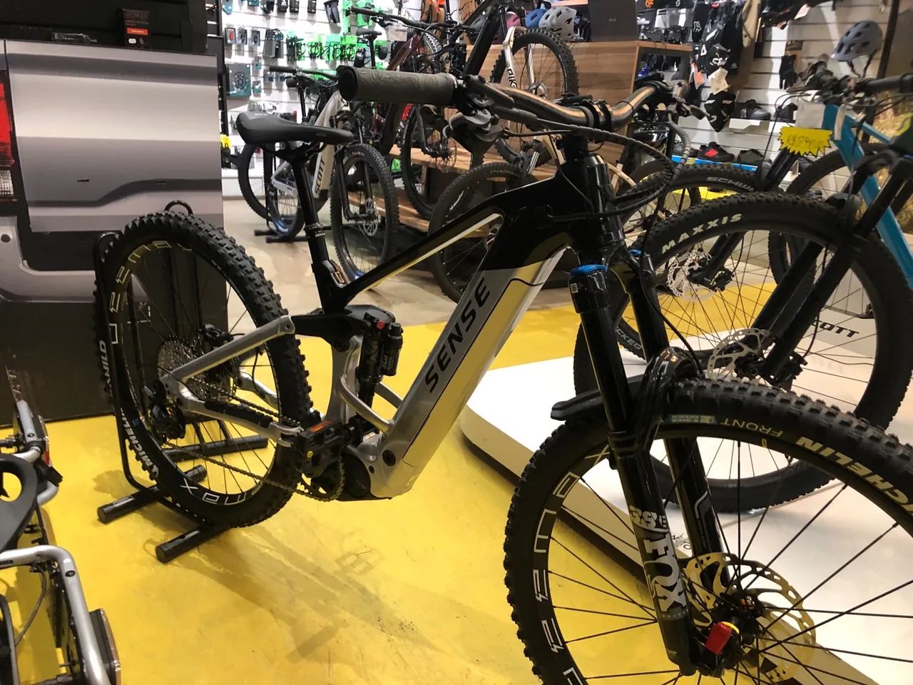 Bicicleta Sense Exalt E-Trail AL Evo Forty-5, modelo 2025