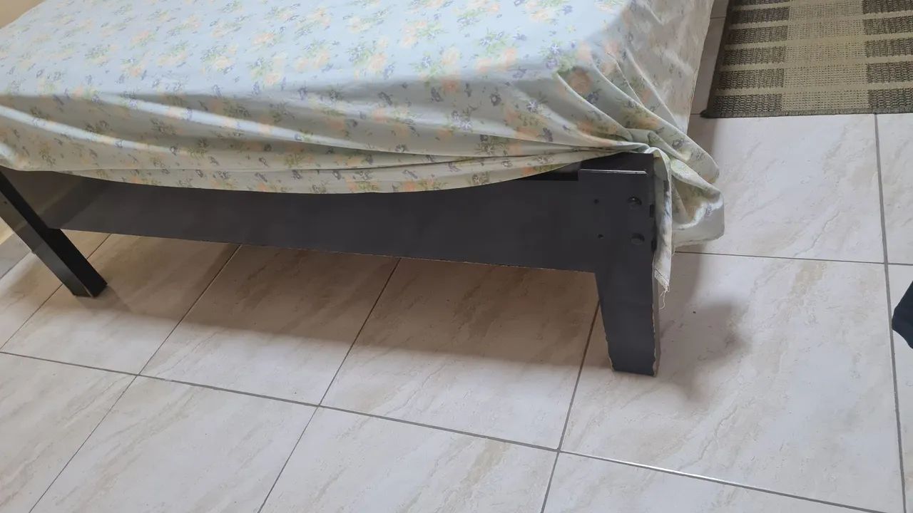 Cama de Casal com Cabeceira Elegante - Foto 4