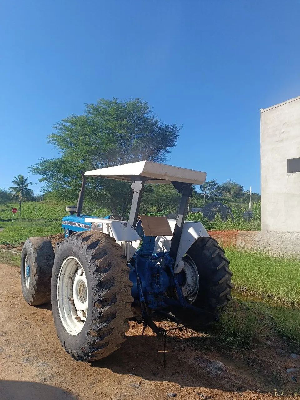 Trator Ford 5610 Traçado mecânica perfeita - Foto 4
