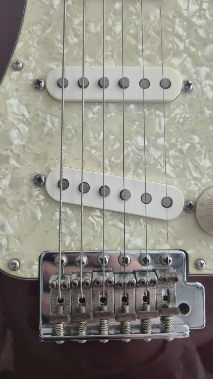 Guitarra Fender Stratocaster Mexicana 2003 - Instrumentos musicais