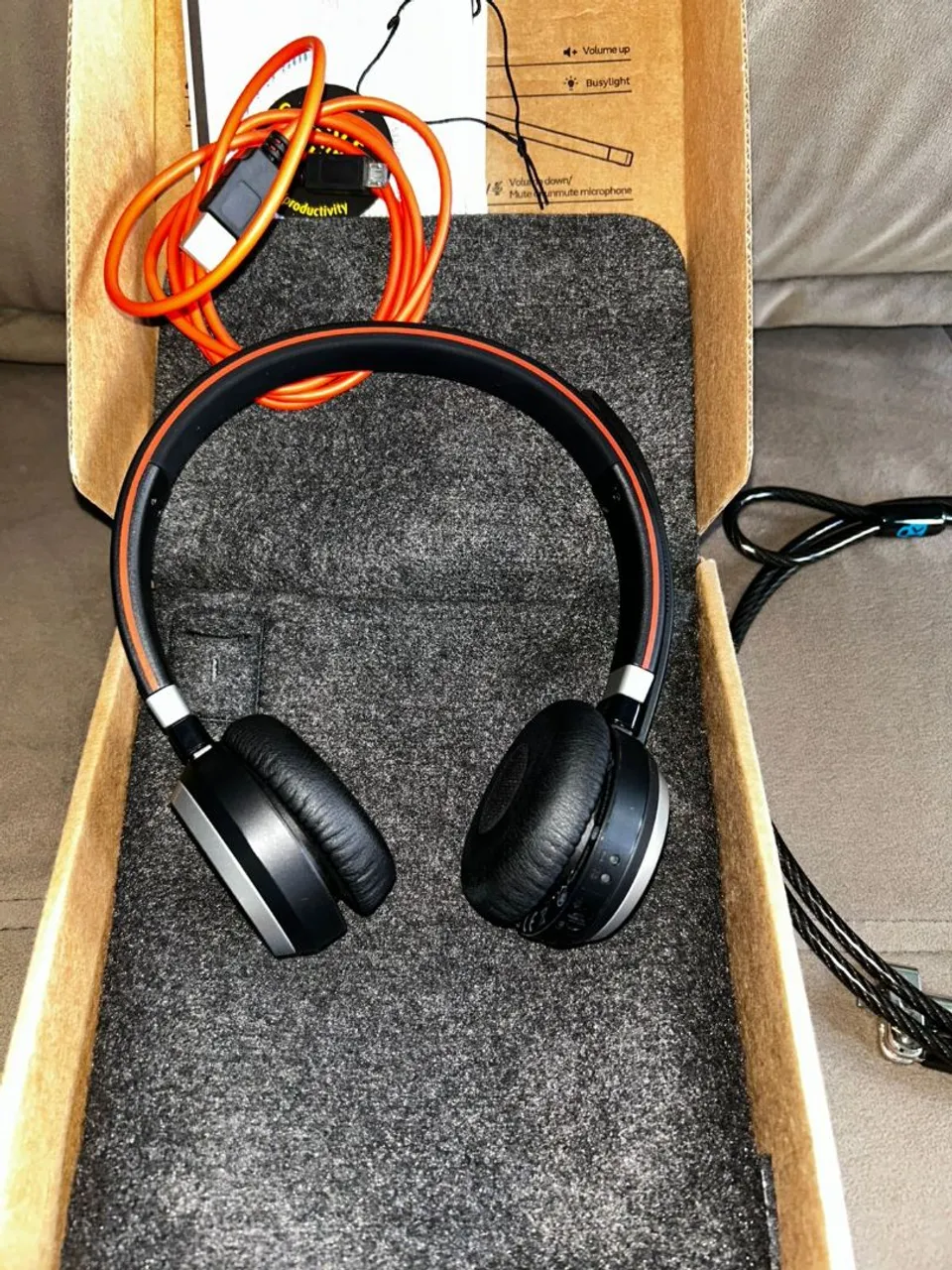 Fone de Ouvido Jabra + Trava de segurança Notebook Kensington - Novos 