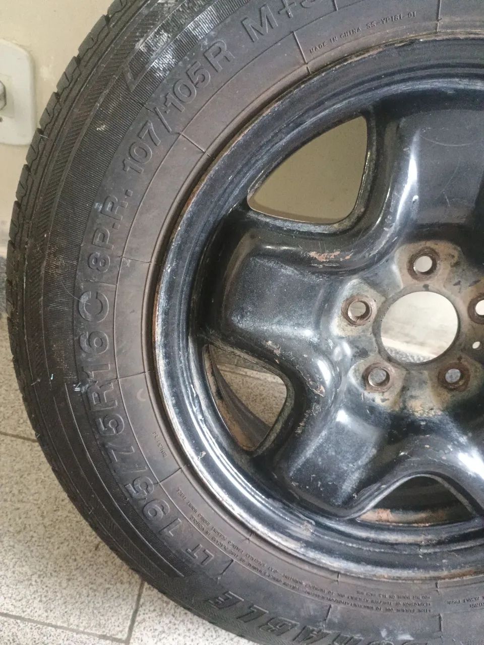 Pneu e Aro 16C para caminhonete  - Foto 2