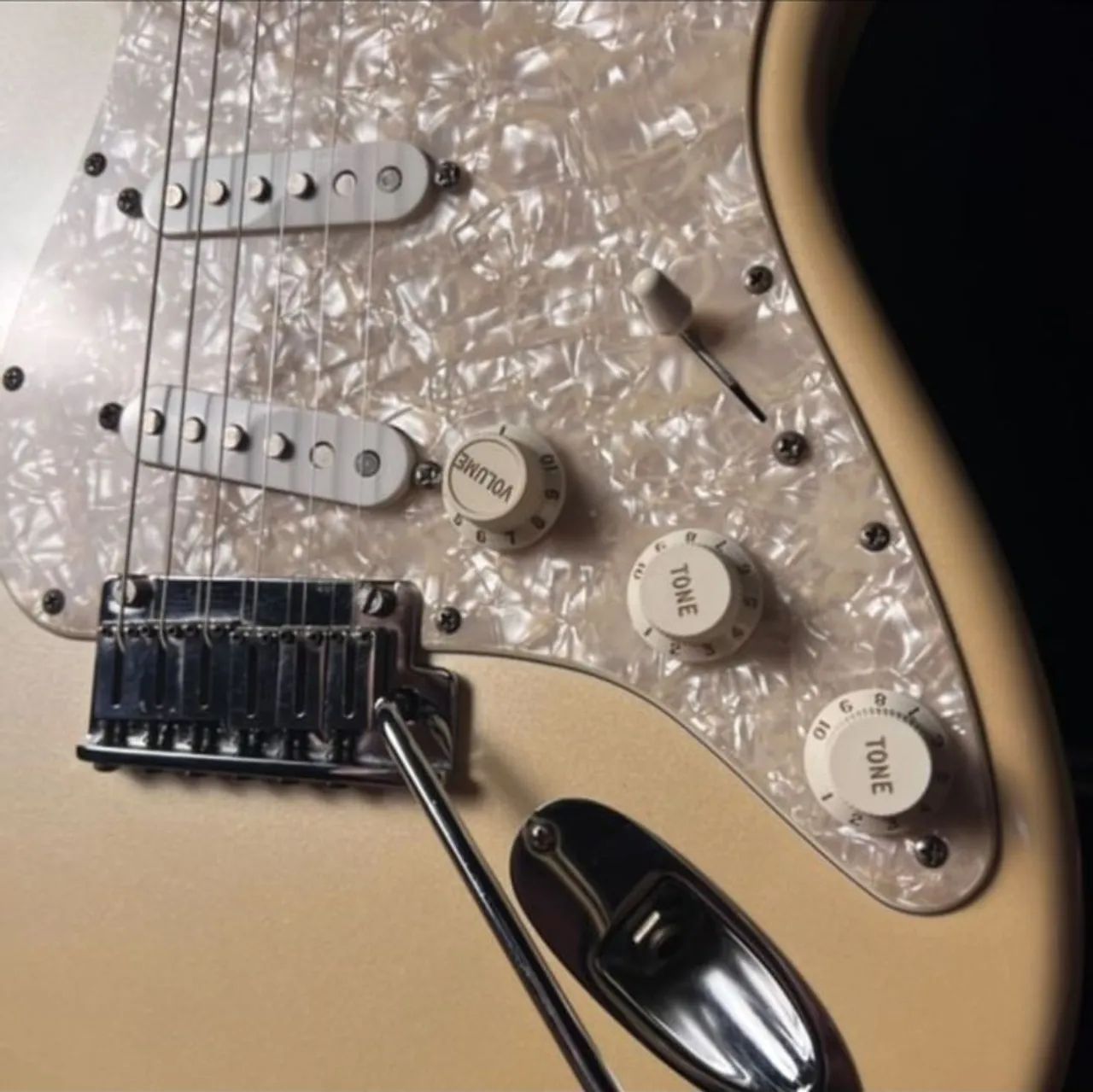 Guitarra Fender American Deluxe - Foto 4