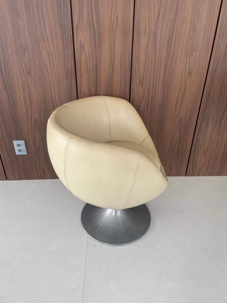 Poltrona Giratória Design Moderno - Foto 2
