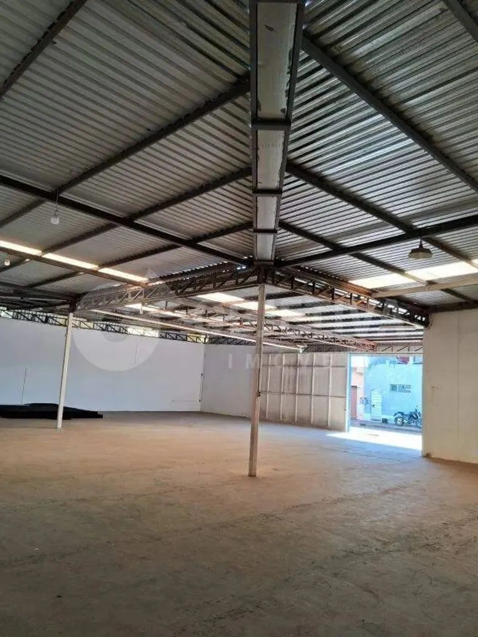 Galpão à venda, 1 quarto, 1 suíte, MORUMBI - UBERLANDIA/MG - Foto 5