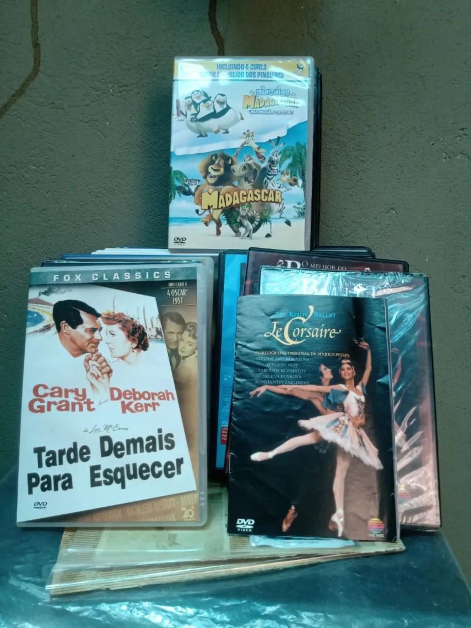 Coleção de DVDs de filmes e musicais - Foto 4