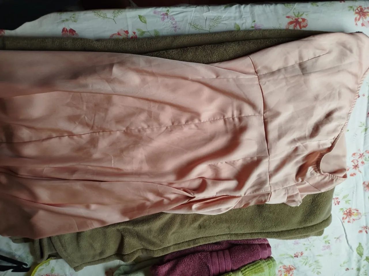 Vestido Rosa de Seda para Festa - Foto 2