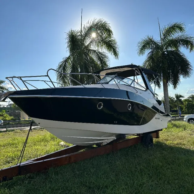 Ventura 300- Mercruiser Disel 370hp- 2020