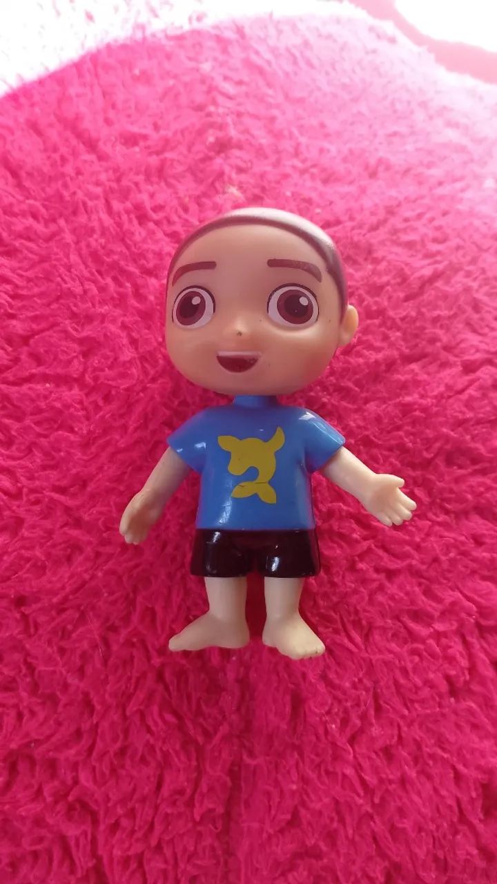 Boneco Lucas neto 